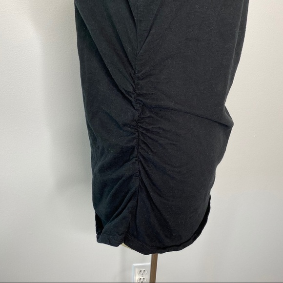 Liz Lange Maternity Black Short Sleeve Top - Picture 3 of 5